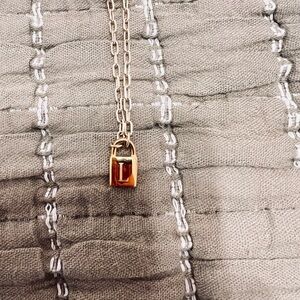 Elegant Gold Necklace